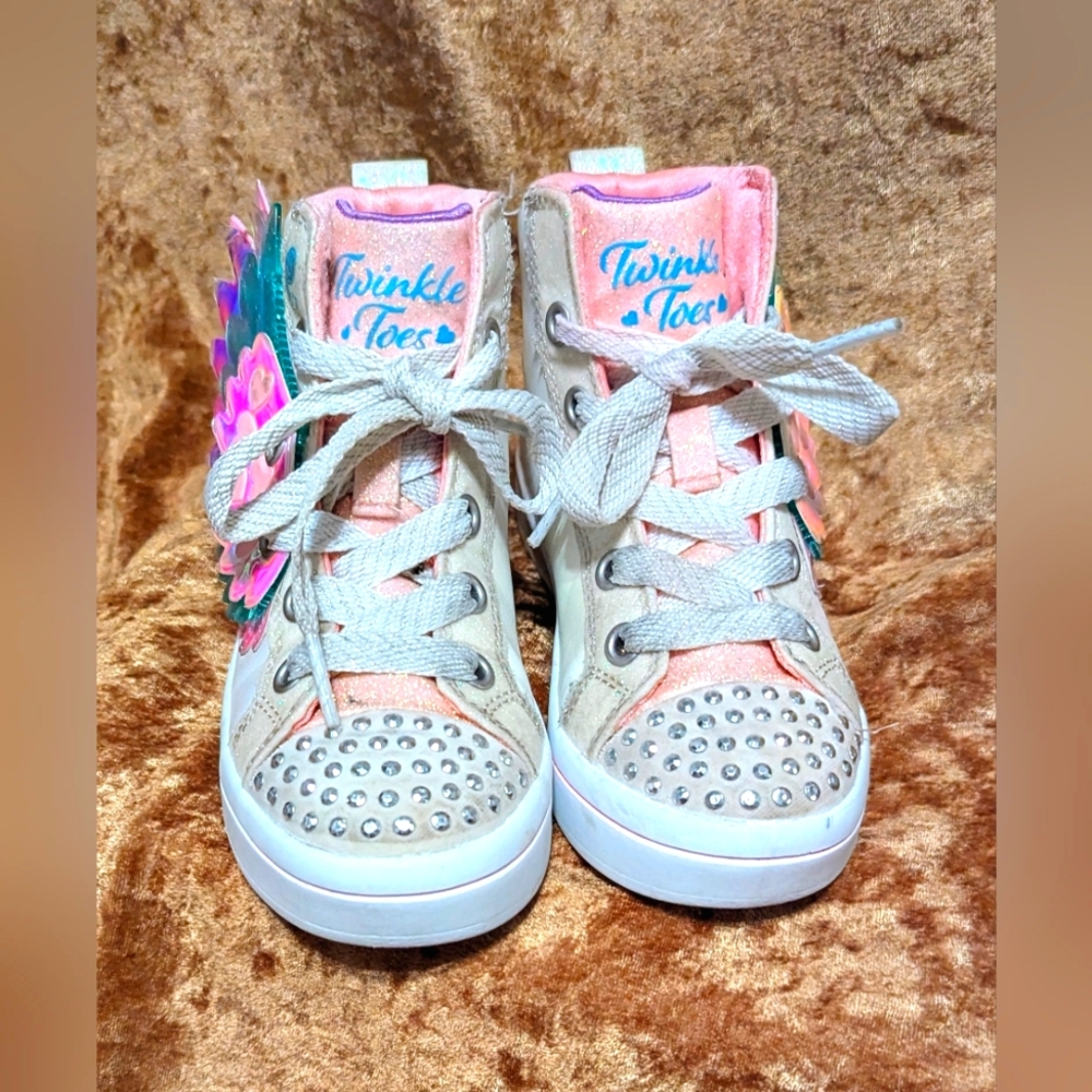 Skechers Twinkle Toes Twi-Lites Wingsical Wish High-Top Sneaker Sparkly Toe